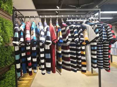 尾貨服裝及帽子批發(fā)的定義、來源與價值分析